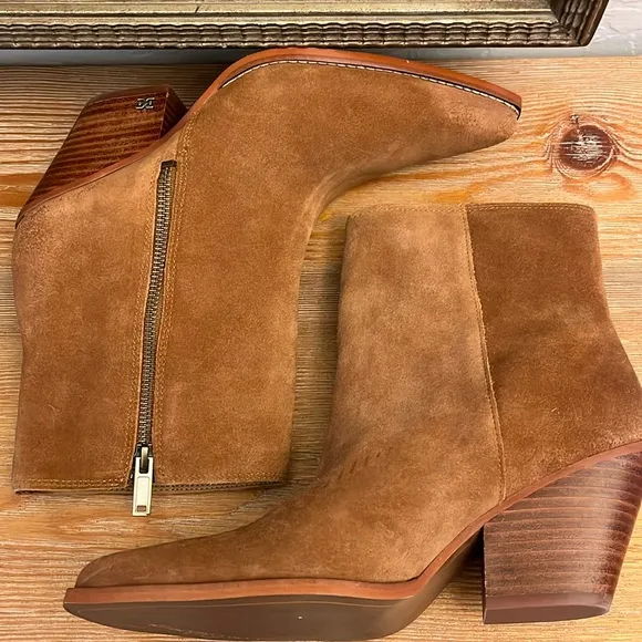 🆕 SAM EDELMAN Jane Pointed Toe Brown Block Heel Suede Leather Bootie - 9.5