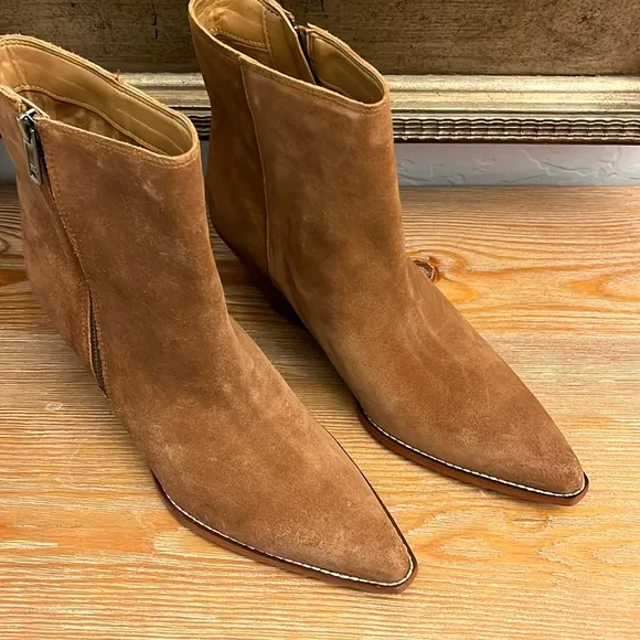 🆕 SAM EDELMAN Jane Pointed Toe Brown Block Heel Suede Leather Bootie - 9.5