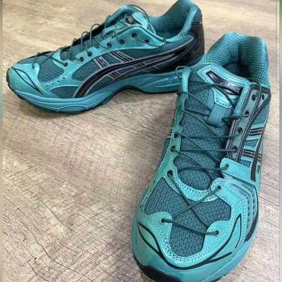 ACICS UNAFFECTED X GEL KAYANO 14,  Infinite WONDERS PACK  POSY GREEN