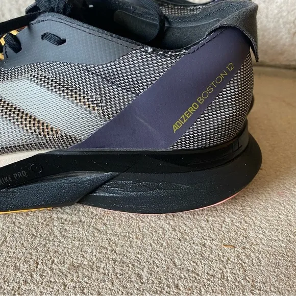 Adidas Men's Adizero Boston 12 M Black and Gray Running Shoes