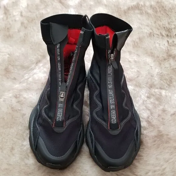 ADIDAS Ozweego TR STLT Boys Shoes Black/Solar Red Size 4.5 NEW