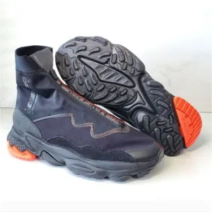 ADIDAS Ozweego TR STLT Boys Shoes Black/Solar Red Size 4.5 NEW