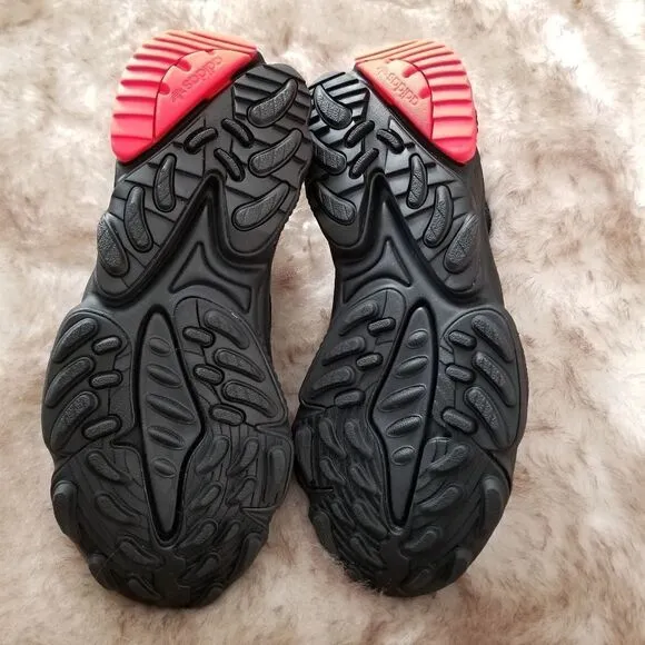 ADIDAS Ozweego TR STLT Boys Shoes Black/Solar Red Size 4.5 NEW