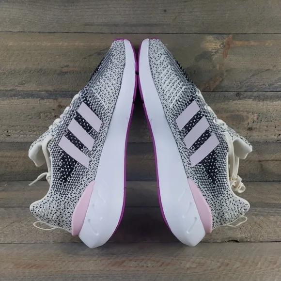 adidas Swift Run 22 W Women's Running Casual Shoes