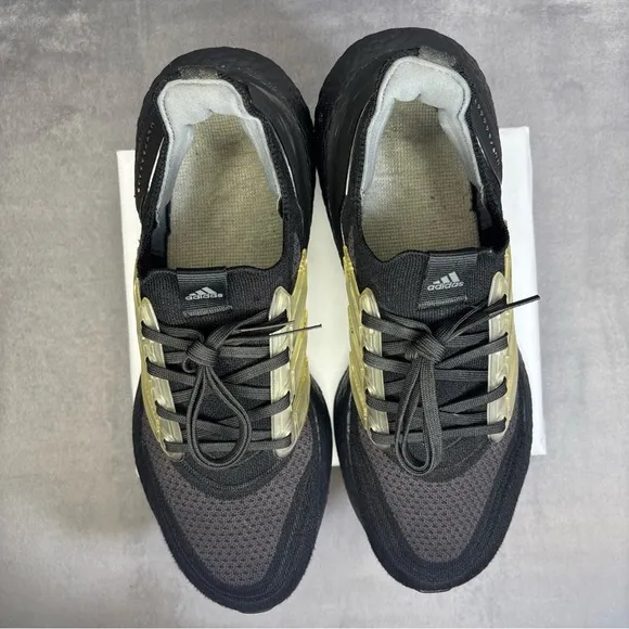 🔥🔥🔥Adidas Ultraboost 21 Black Running Shoes SIZE: 8.5🔥🔥🔥