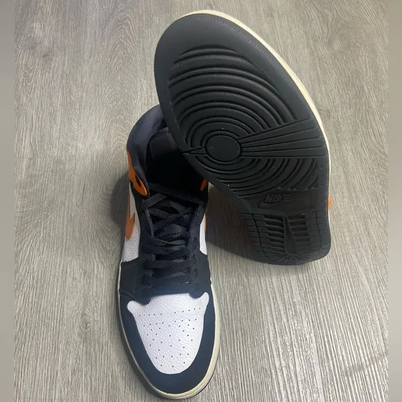Air Jordan 1 Mid Shattered Backboard Mens Shoe Size 13 Orange 554724-058 Preown