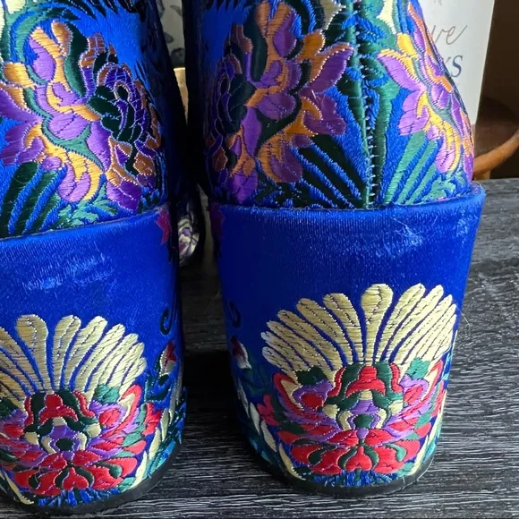 Aldo Blue Floral Brocade Fabric Boots US6.5 EU37 Retail $130