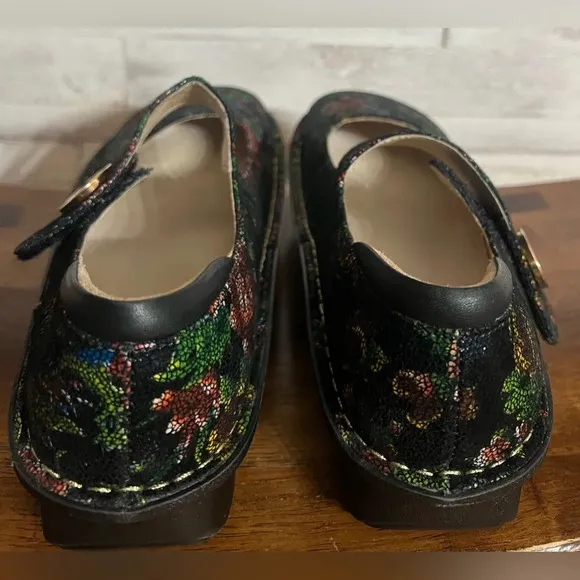 Alegria Paloma Winter Garden Black Mosaic Floral Mary Jane Shoes.  Size 38 W