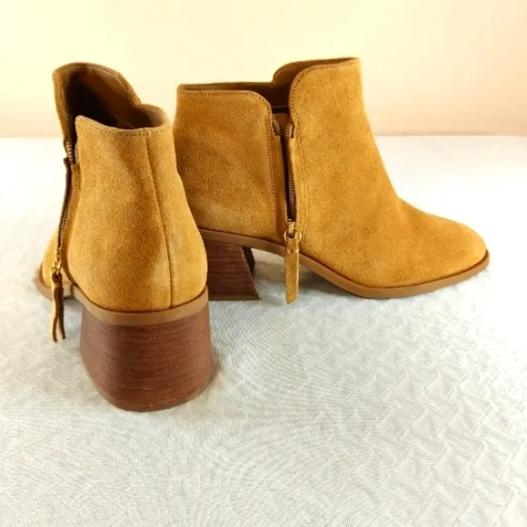 Alex MarieTan Suede Ankle Boots 10M side Zipper 2&quot;Heel my