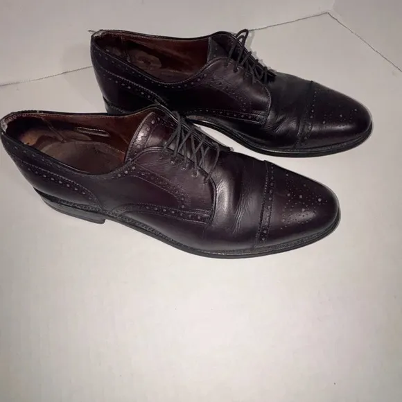 Allen Edmonds Men's Black Dark Burgundy Cap Toe Dress Shoes size 10.5 C