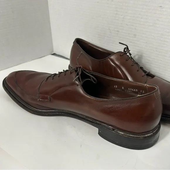 Allen Edmonds Men’s Leather Split Toe Oxford Brentwood Dress Shoe 15A Brown