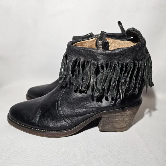AllSaints Designer Black Leather Fringe Side Zip Boho Ankle Booties Wms Size 38