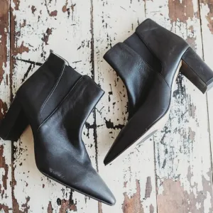 AMALFI BY RANGONI Faraona Black Boots Booties New sz 10 M Shoes $360 NWOB