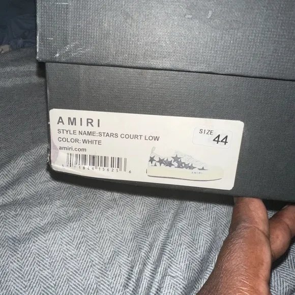AMIRI White Sneakers Sleek Design Casual Comfort