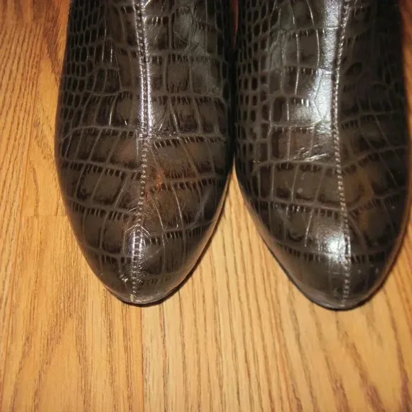 Ann Taylor LOFT Brown Zipper Booties Shoes Sz 9.5M