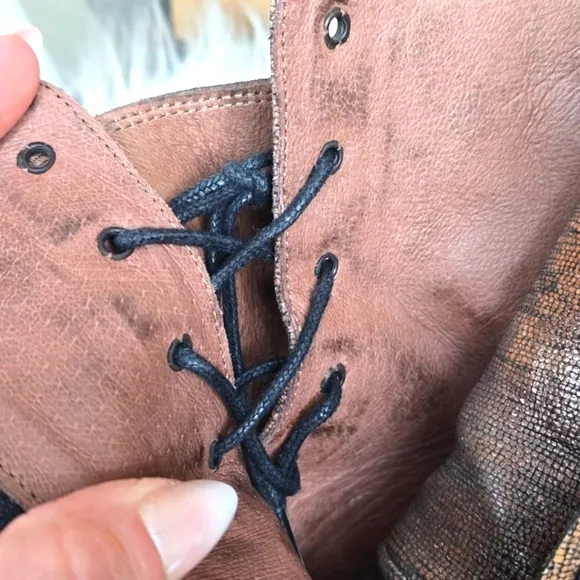 Anthropologie Coque Terra Brown textured Moto boots zipper 37