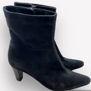 🍕Aquatalia Italian Suede Pointy-Toe Black Boots | Weatherproof leather | 8.5