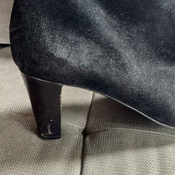 🍕Aquatalia Italian Suede Pointy-Toe Black Boots | Weatherproof leather | 8.5