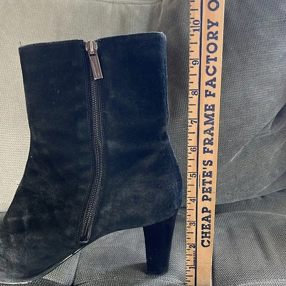 🍕Aquatalia Italian Suede Pointy-Toe Black Boots | Weatherproof leather | 8.5