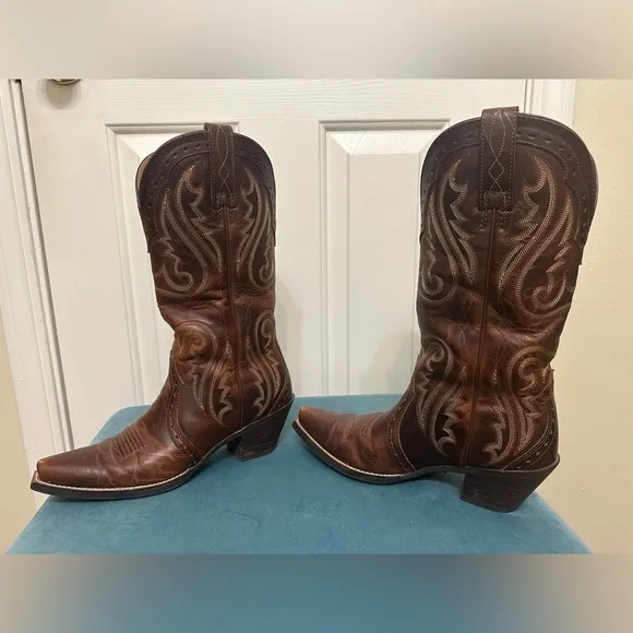Ariat Brown Heeled Boots with Western Stitching 6B