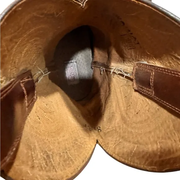 Ariat Brown Leather Cowboy Western Boots Men Sz 8.5 in GUC already broken in!