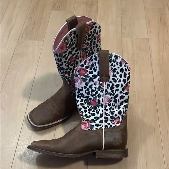 Ariat Kids Boots with Brown and Pink Floral Design 3.5