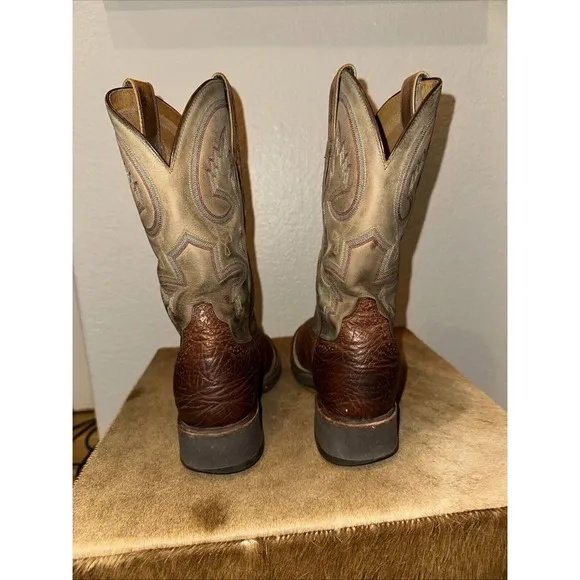 Ariat Men's Cowboy Boots Size 7D Seldom Worn Style/10005037 Pre-Owned
