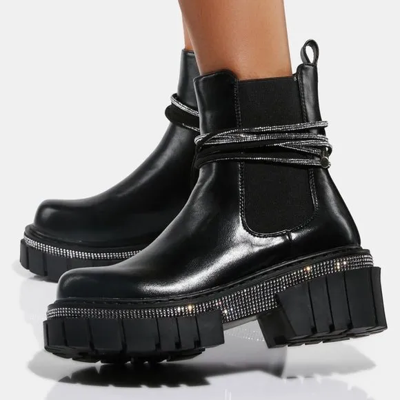 AZALEA WANG  TO THE LEFT IN A SECOND  Ankle Boots ( BRAND NEW !!!)