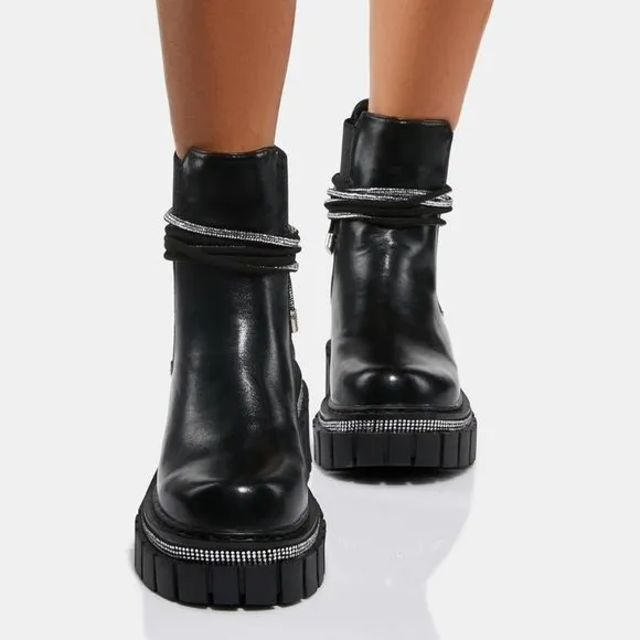AZALEA WANG  TO THE LEFT IN A SECOND  Ankle Boots ( BRAND NEW !!!)