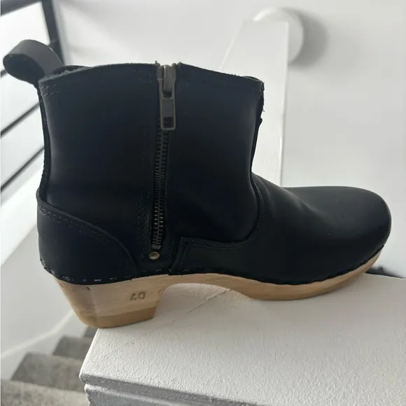 Barely Worn No. 6 5” Leather Clog Buckle Boot on Mid Heel in Black