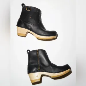 Barely Worn No. 6 5” Leather Clog Buckle Boot on Mid Heel in Black