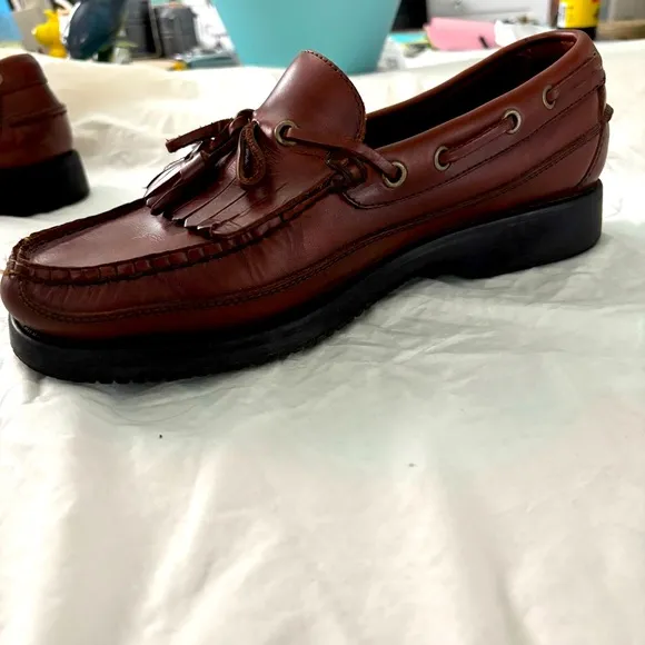 Bass Leather Loafers Livingston 10 M Excellent Condition Brown Tassle Shoes