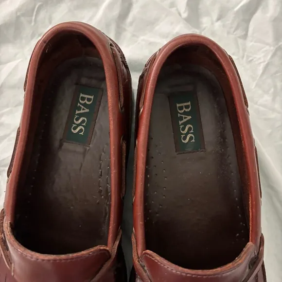 Bass Leather Loafers Livingston 10 M Excellent Condition Brown Tassle Shoes