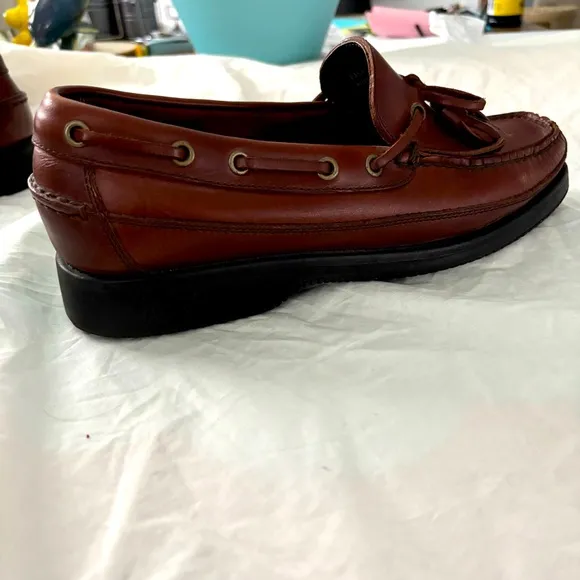 Bass Leather Loafers Livingston 10 M Excellent Condition Brown Tassle Shoes