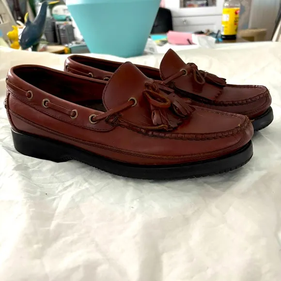 Bass Leather Loafers Livingston 10 M Excellent Condition Brown Tassle Shoes