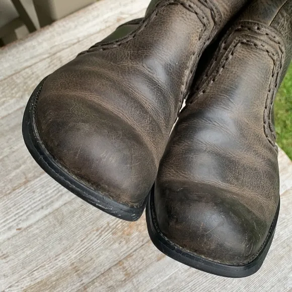 Bed Stu boot brown chain stitch