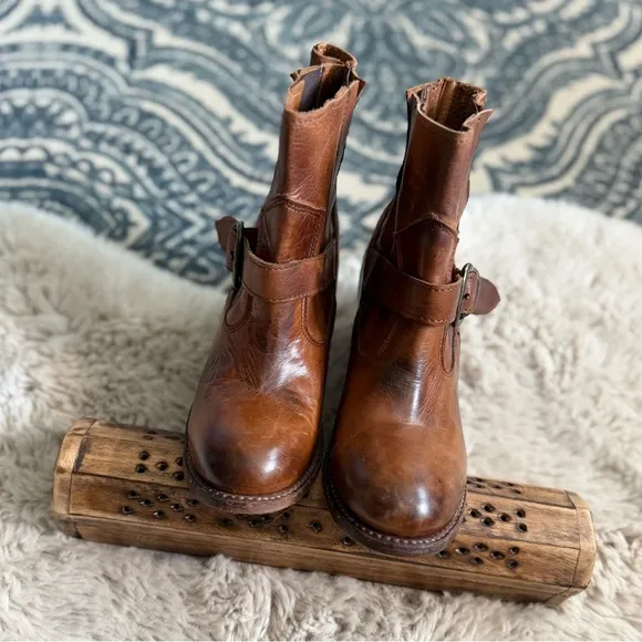 BED STU Gentry Handmade Cognac Cobbler Leather Distressed Wedge Ankle Boots 6