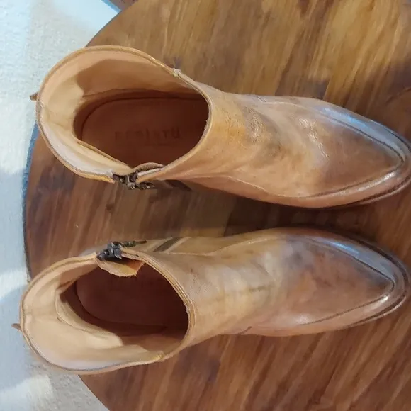 Bed Stu Tan Distressed Isla Boots heel leather Bootie Trendy Zipper EUC Sz.6.5