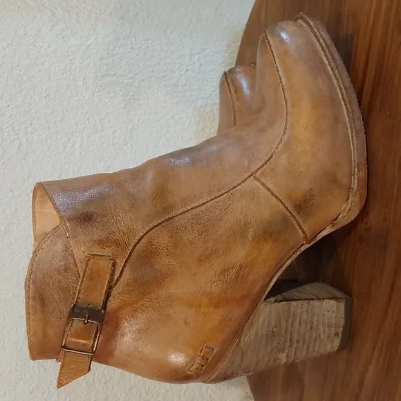 Bed Stu Tan Distressed Isla Boots heel leather Bootie Trendy Zipper EUC Sz.6.5