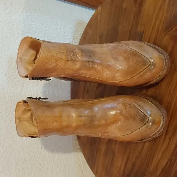 Bed Stu Tan Distressed Isla Boots heel leather Bootie Trendy Zipper EUC Sz.6.5