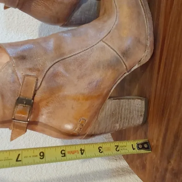Bed Stu Tan Distressed Isla Boots heel leather Bootie Trendy Zipper EUC Sz.6.5