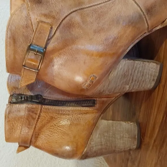 Bed Stu Tan Distressed Isla Boots heel leather Bootie Trendy Zipper EUC Sz.6.5