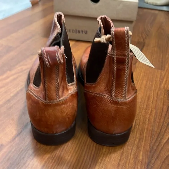 Bed Stu Vasari Chelsea Boot in Cognac NWT Sz 9
