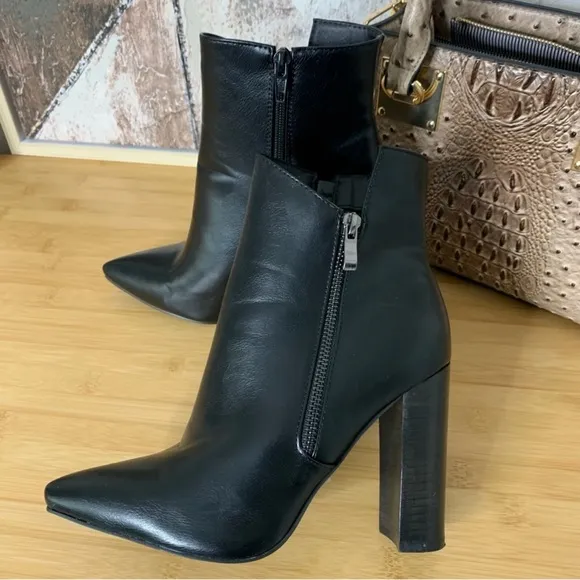 BILLINI MABELLE Princess Polly Ankle Boots in Black Size 8