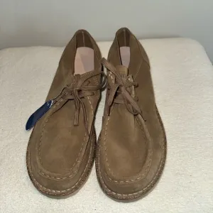 Birkenstock Brown Chukka Boots with Suede Finish. Size 45. NWT