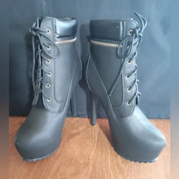 Black Heeled Boots with non slip traction size 8
