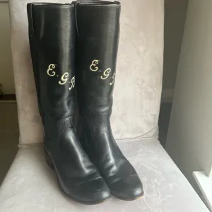 Black Leather Women's Boots, ridding well made boots