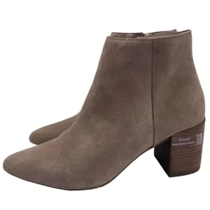 Blondo Womens Shoes Tasel Boots 9.5 Tan Ankle Suede Stacked Heel Waterproof