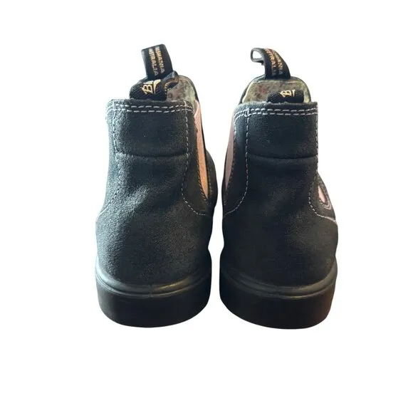 Blundstone Big Kids SIZE AU 3/US 4 Black Suede Chelsea Boots With Lilac Elastic