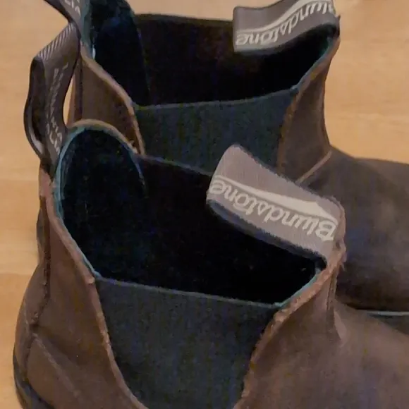 Blundstone Brown Chelsea Boots Durable Suede